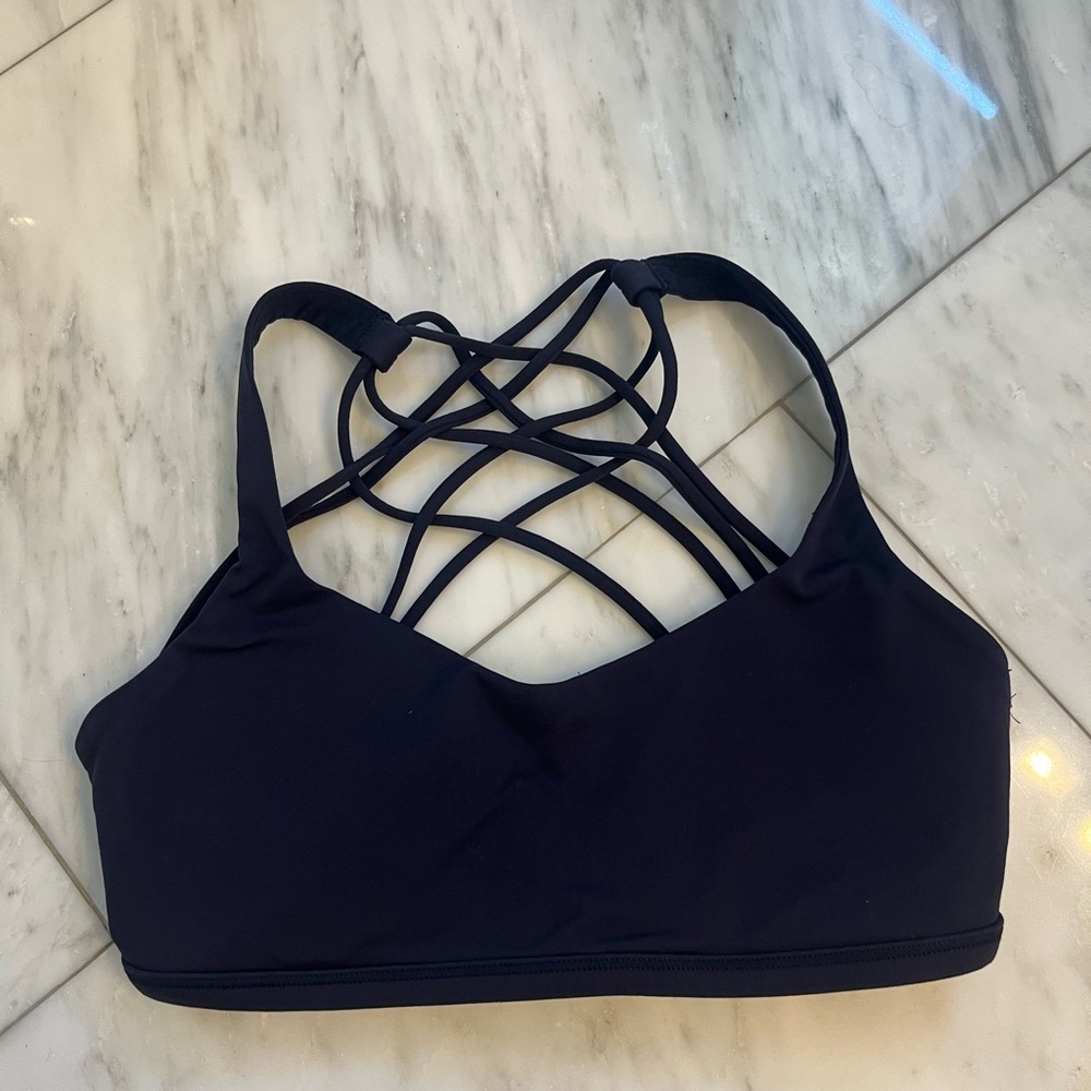 Lululemon Free To Be Bra - Sz 4 Navy